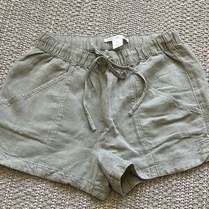 C&C California Women's Cargo Shorts in Olive